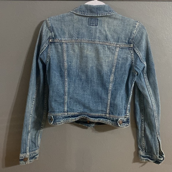 AE Cropped Denim Jacket - Picture 6 of 11
